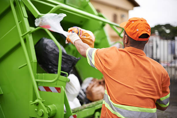 Best Construction Debris Removal  in Gibraltar, MI