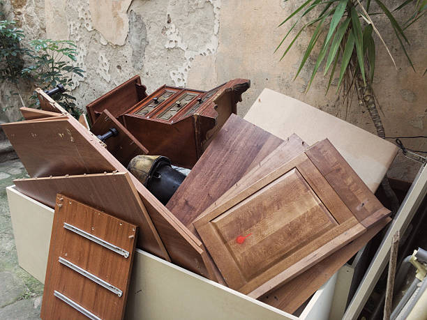 Best Basement Cleanout Services  in Gibraltar, MI